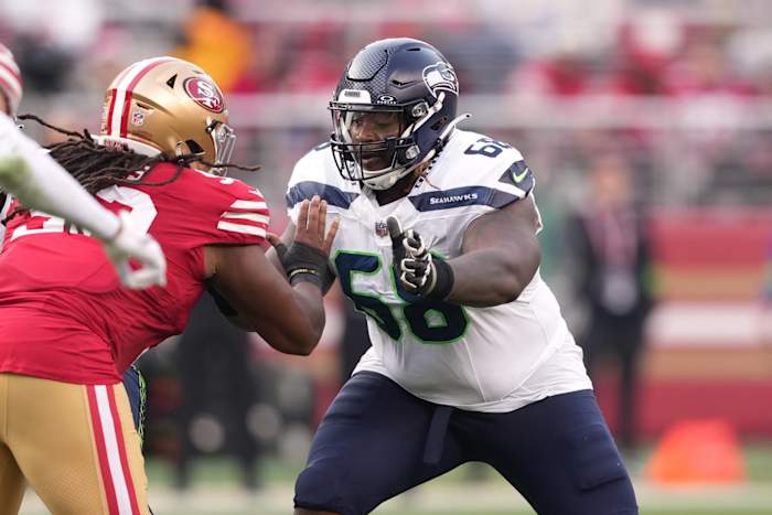 Seattle Seahawks guard Damien Lewis (68) blocks San Francisco 49ers defensive tackle Kalia Davis (93). Mandatory Credit: Darren Yamashita-USA TODAY